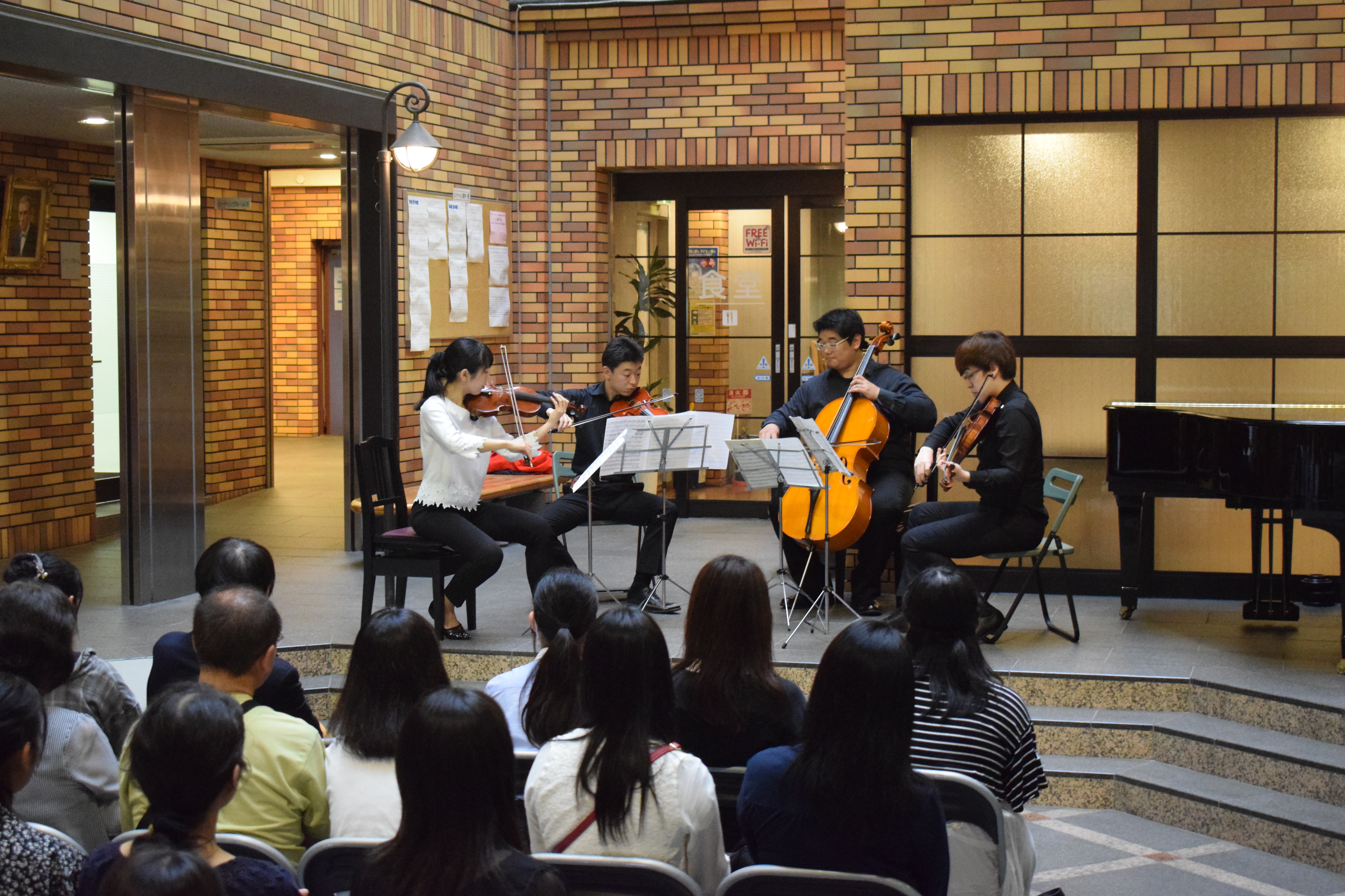 東邦音楽大学オープンキャンパス・学生コンサートの様子