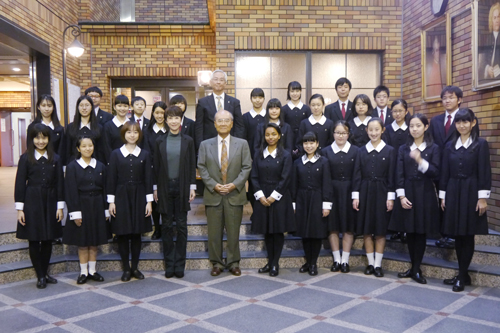 松浦晃一郎氏（第8代ユネスコ事務局長）が文京キャンパスに来校されました。