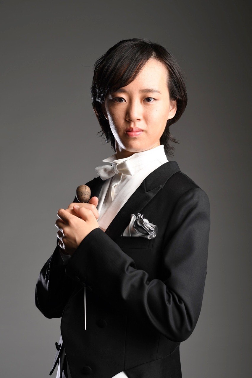 榊 真由